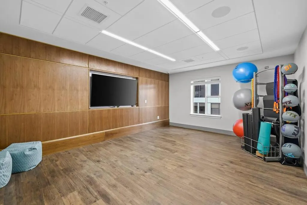 Apartment Beverly Hills Suite Penthouse The Gulch Nashville United States