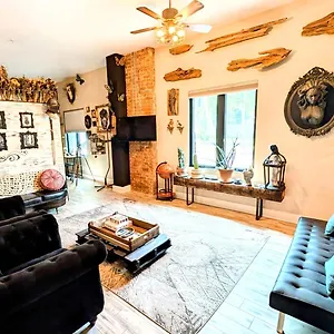 https://cozy-af-steel-rose-studio.hotelstampa.org
